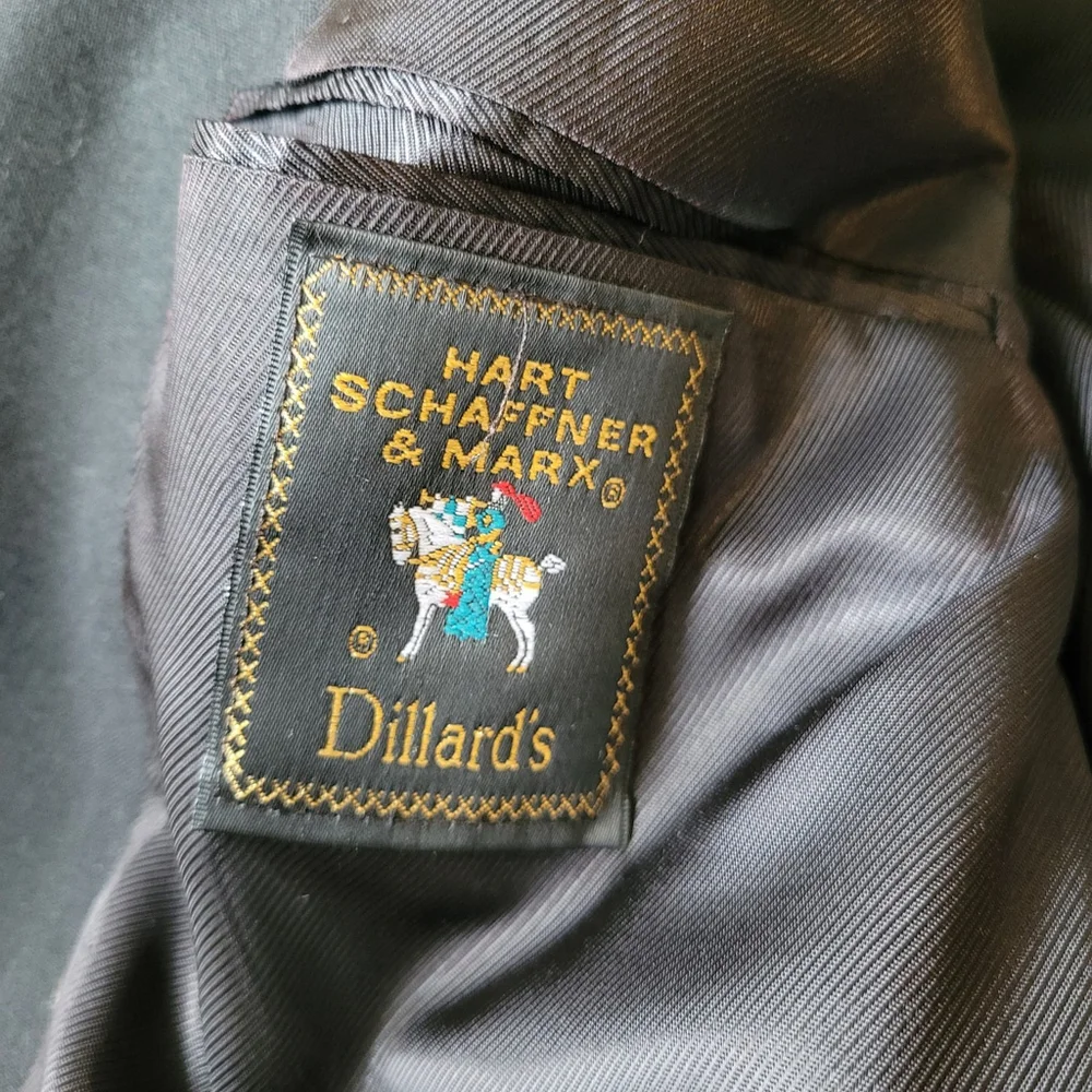 HART SCHAFFNER MARX Classic Black Golde 2-Button Single Rear Vent Blazer - 44L.